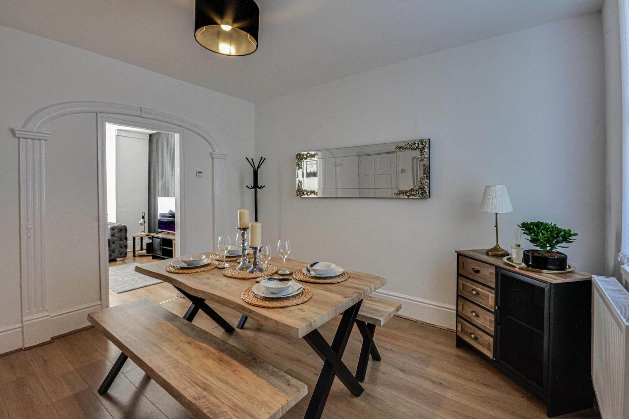 Stay With Alexandra 2 Free Parking - High Speed Free Wifi Liverpool Exteriör bild