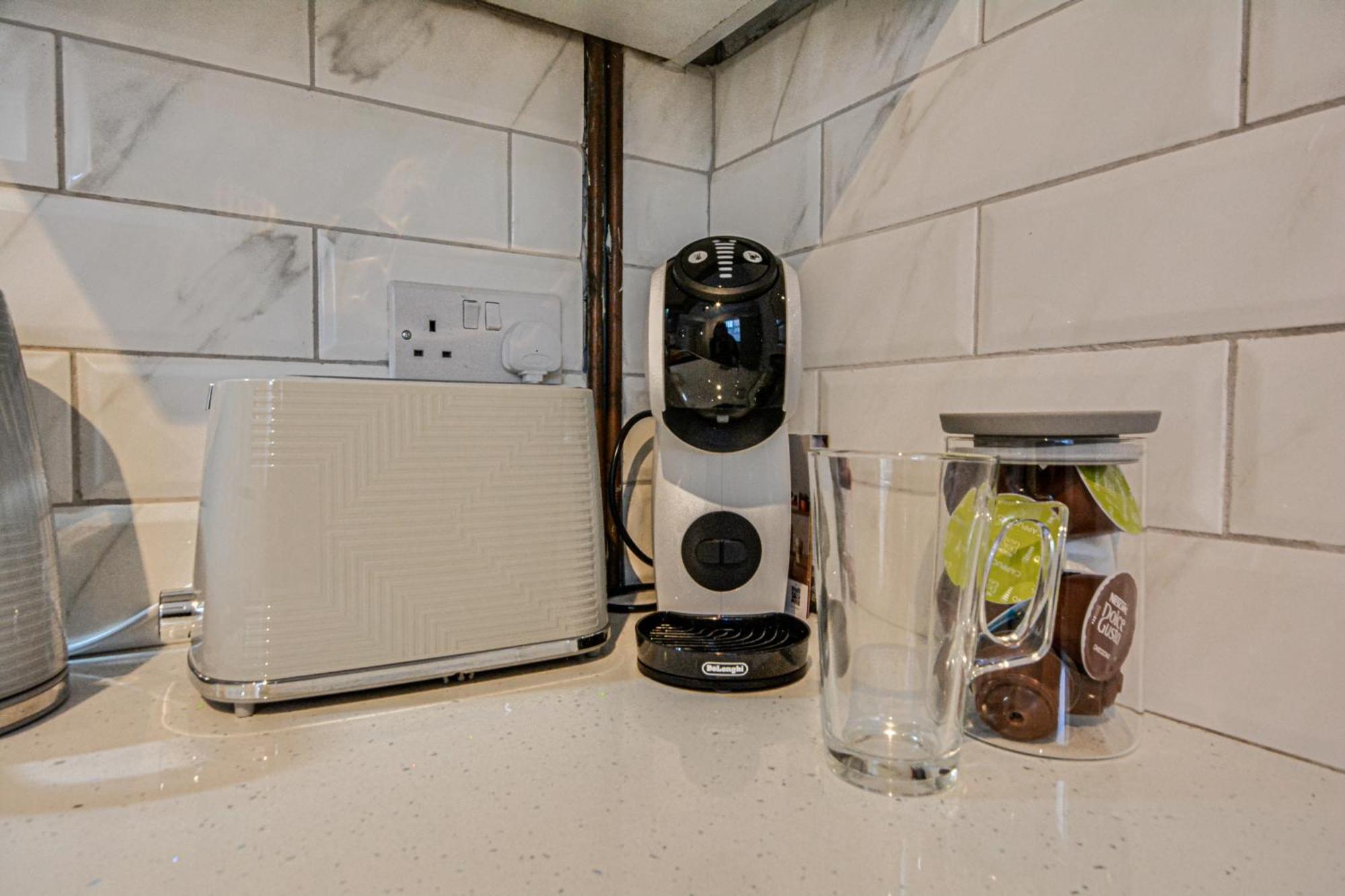 Stay With Alexandra 2 Free Parking - High Speed Free Wifi Liverpool Exteriör bild